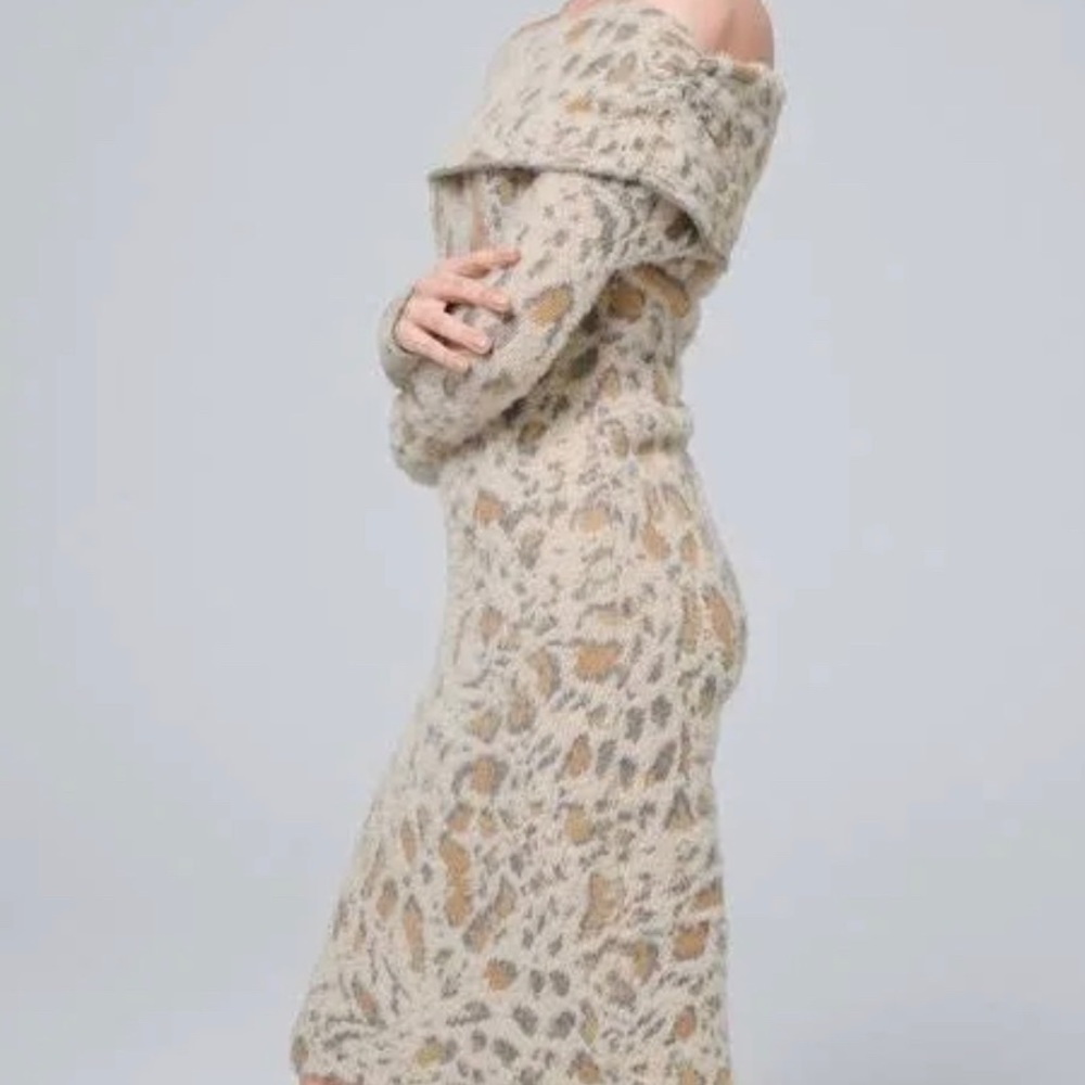 WHBM Cheetah sweater dress - Picture 3 of 3